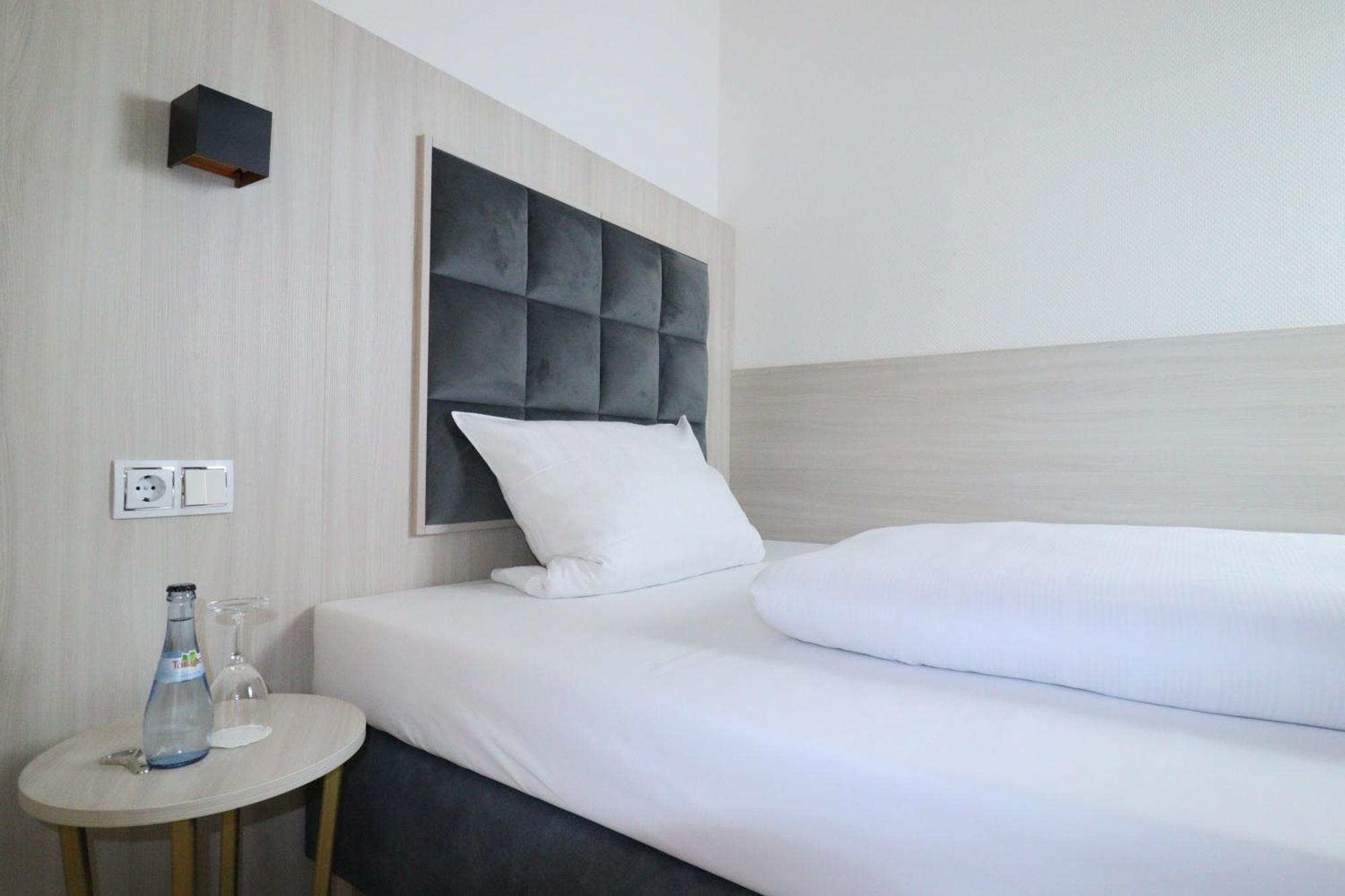Hotel Kurparkblick บัดแบร์กซาบาร์น ภายนอก รูปภาพ