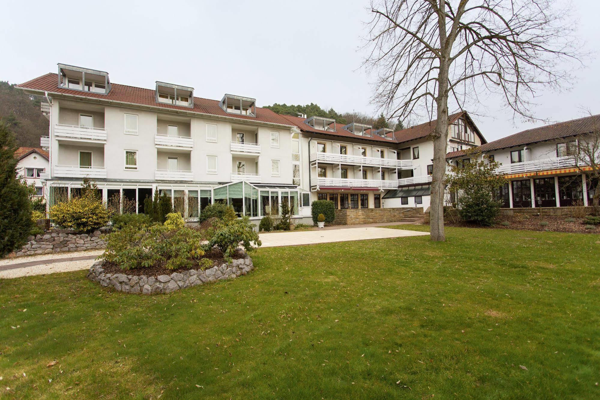 Hotel Kurparkblick บัดแบร์กซาบาร์น ภายนอก รูปภาพ